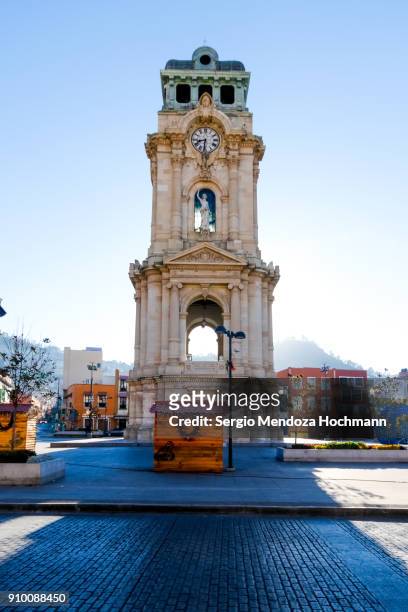 the clocktower of pachuca, mexico (reloj monumental de pachuca) - reloj stock pictures, royalty-free photos & images
