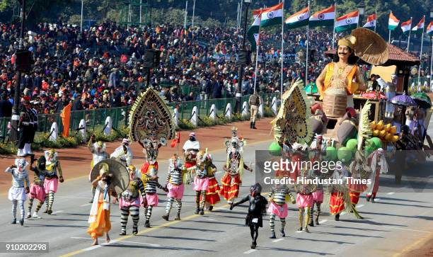 The tableau of Kerala passes through the Rajpath during the full dress rehearsal for the Republic Day Parade-2008, in New Delhi.