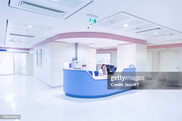 nurse station - one empty desk stock pictures, royalty-free photos & images
