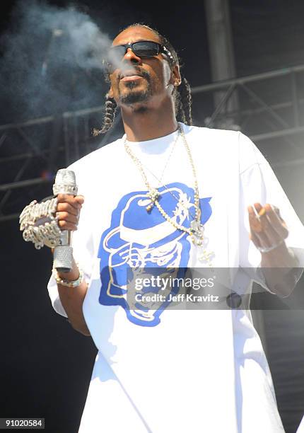 Snoop Dog performs on the Odeum Stage during the Rothbury Music Festival 08 on July 4, 2008 in Rothbury, Michigan.