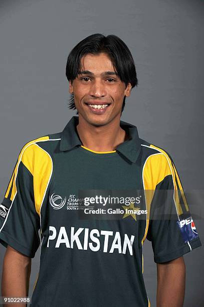 Mohammad Aamer poses during the ICC Champions photocall session of Pakistan at Sandton Sun on September 19, 2009 in Sandton, South Africa. Photo by...