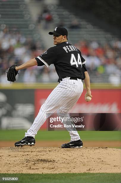 Jake Peavy of the Chicago White Sox pitches against the Kansas City Royals on September 19, 2009 at U.S. Cellular Field in Chicago, Illinois. Peavy...