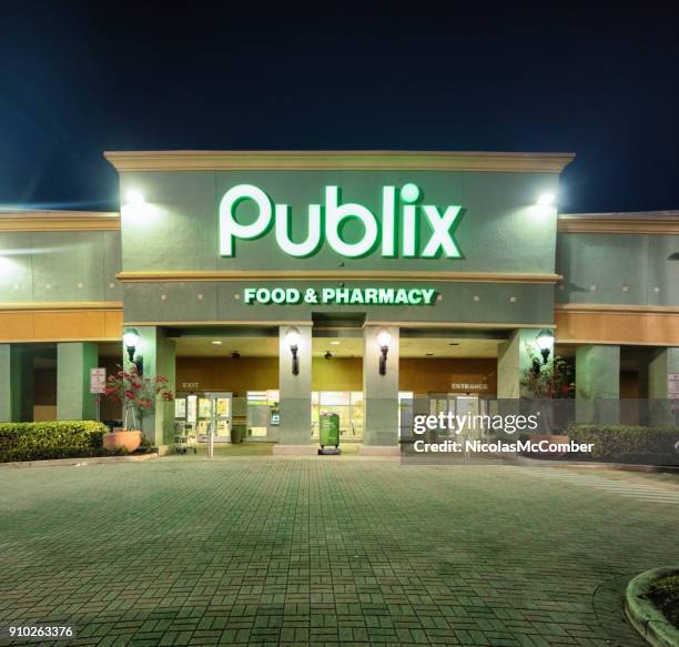 Publix Rx 463 Publix Grocery Store Stock Photos, High-Res Pictures, and Images ...