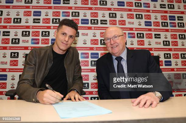 Southampton FC sign Guido Carrillo from AS Monaco on a contract until June 2021, pictured at the Staplewood Campus with Vice Chairman Les Reed on...