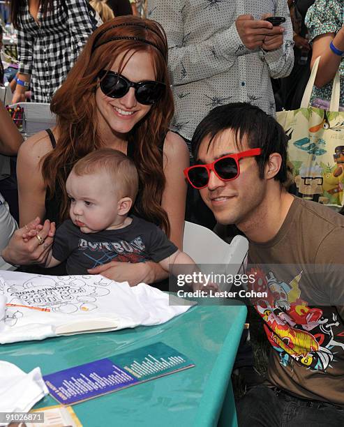 Singer/actress Ashlee Simpson-Wentz, son Bronx Mowgli Wentz and and musician Pete Wentz attend the A Time for Heroes Celebrity Carnival Sponsored by...