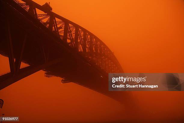 The Sydney Harbour Bridge is seen on September 23, 2009 in Sydney, Australia. Severe wind storms in the west of New South Wales have blown a dust...