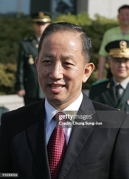 South Korea's new Defence Minister Kim Tae-Young is inaugurated during a ceremony at Defence Ministry on September 23, 2009 in Seoul, South Korea....