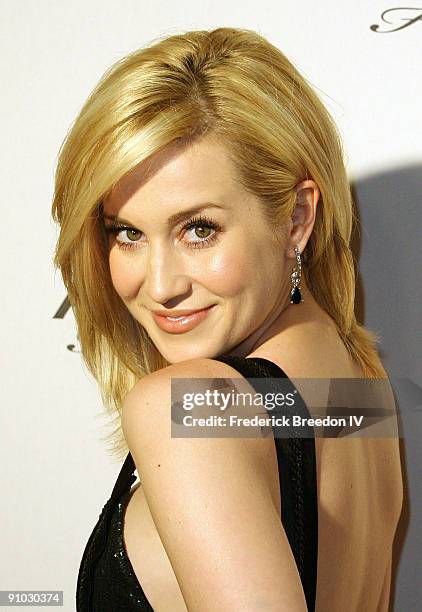 Singer Kellie Pickler arrives at the 2nd Annual ACM Honors at the Schermerhorn Symphony Center on September 22, 2009 in Nashville Tennessee.