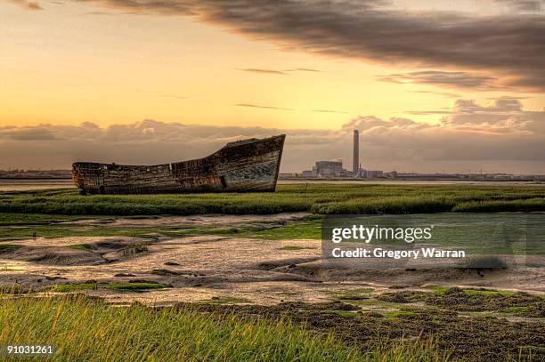 kingsnorth - river medway stock pictures, royalty-free photos & images