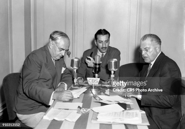 Radio covers the 1944 Republican National Convention, in Chicago, Illinois. From left to right: Michigan Senator Arthur Vandenberg, CBS Radio news...