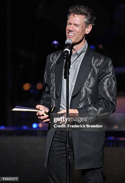 514 Travis Stone Stock Photos High Res Pictures And Images Getty Images 514-travis-stone-stock-photos-high-res-pictures-and-images-getty-images