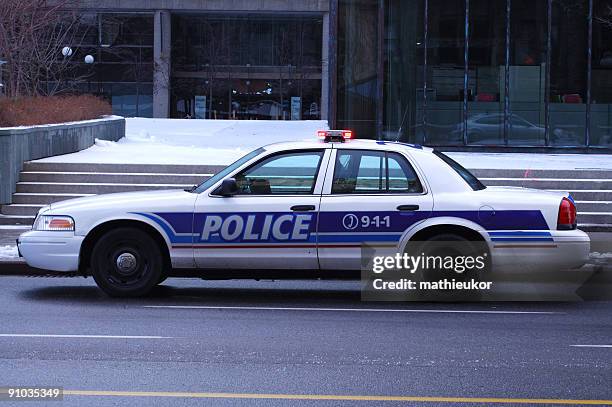 moderno carro de polícia - cop car imagens e fotografias de stock