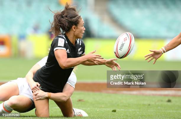 Ruby Tui of New Zeland in action in the womens pool match between New Zealand and England during day one of the 2018 Sydney Sevens at Allianz Stadium...