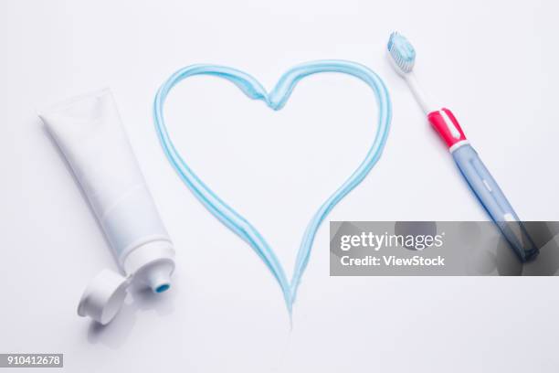 Toothpaste Heart Photos and Premium High Res Pictures - Getty Images