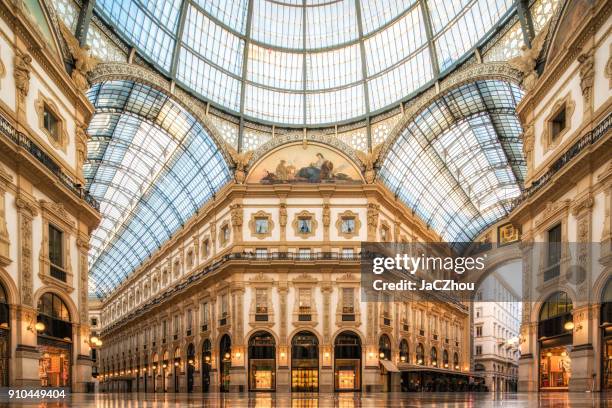 galleria vittorio emanuele ii, milan - building symmetry stock pictures, royalty-free photos & images