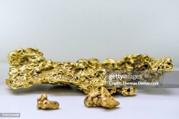 gold - gold mining imagens e fotografias de stock