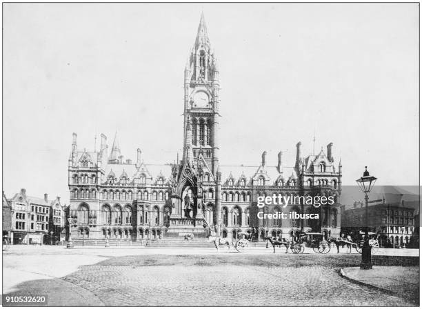 stockillustraties, clipart, cartoons en iconen met antieke foto's werelds beroemde bezienswaardigheden: stadhuis, manchester, engeland - manchester town hall