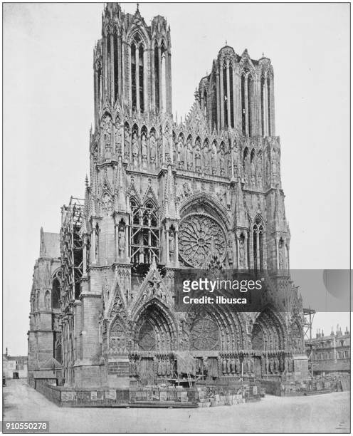 ilustraciones, imágenes clip art, dibujos animados e iconos de stock de fotografía antigua de sitios famosos del mundo: catedral de reims, francia - reims cathedral