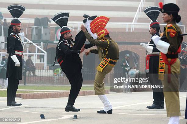 Pakistanibj 1,382 Pakistanis Independence Day Stock Photos, High-Res Pictures, and ...