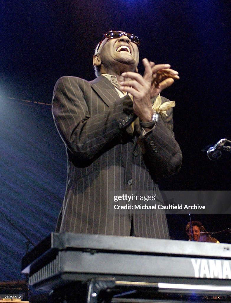 Yamaha Presents the 2003 NAMM Concert Featuring Sir Elton John: A Benefit for Music Education - Show and Portrait Gallery