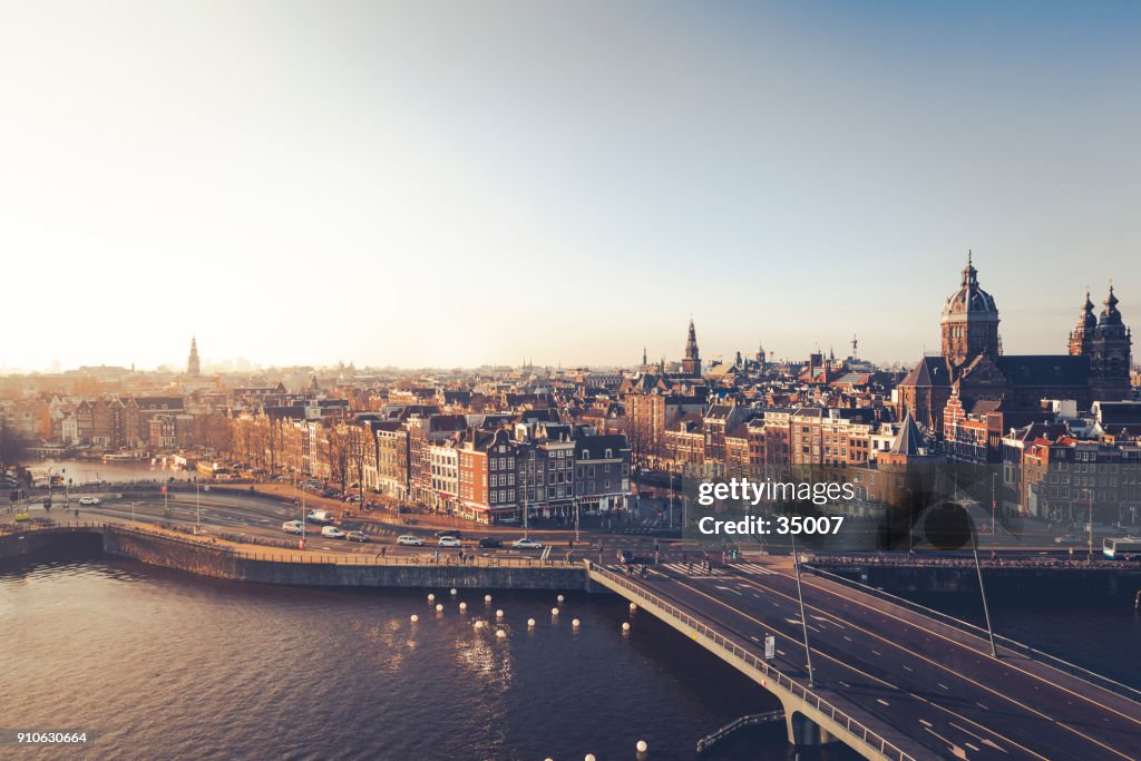 La ciudad de amsterdam, los países bajos