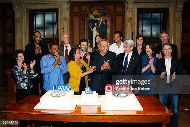 Jesse L. Martin, Dann Florek, Jeremy Sisto, Jill Hennessy, Benjamin Bratt, Carey Lowell, Steve Zirnkilton Katherine Oliver, Anthony Anderson, S....