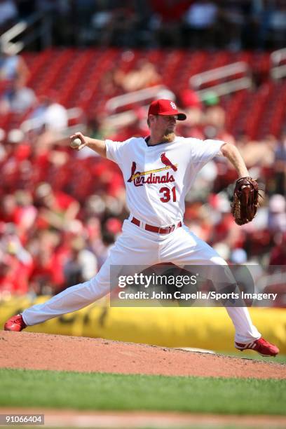 Pitcher Ryan Franklin of the St. Louis Cardinals pitches during a MLB game against the Minnesota Twins at Busch Stadium on July 27, 2009 in St....