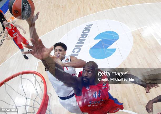 Augustine Rubit, #21 of Brose Bamberg competes with Othello Hunter, #44 of CSKA Moscow in action during the 2017/2018 Turkish Airlines EuroLeague...