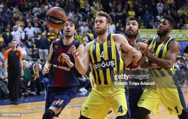 Ante Tomic, #44 of FC Barcelona Lassa in action with Nicolo Melli, #4 and Jason Thompson, #1 of Fenerbahce Dogus during the 2017/2018 Turkish...