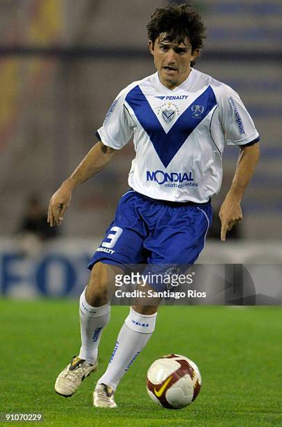 Velez's Emiliano Papa during a match against Union Espanola as part of the Copa Nissan Sudamericana on September 23, 2009 in Buenos Aires, Argentina....
