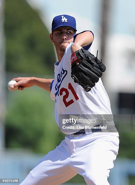 Jon Garland of the Los Angeles Dodgers walks back to the dugout during the game against the San Francisco Giants at Dodger Stadium on September 19,...