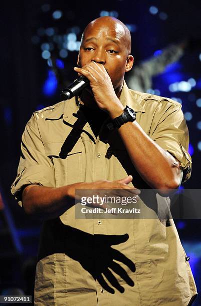 Rapper Warren G performs onstage at the 2009 VH1 Hip Hop Honors at the Brooklyn Academy of Music on September 23, 2009 in the Brooklyn borough of New...