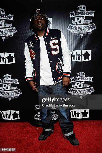 Wale Rapper 2008 Wale Hip Hop Photos and Premium High Res Pictures - Getty Images
