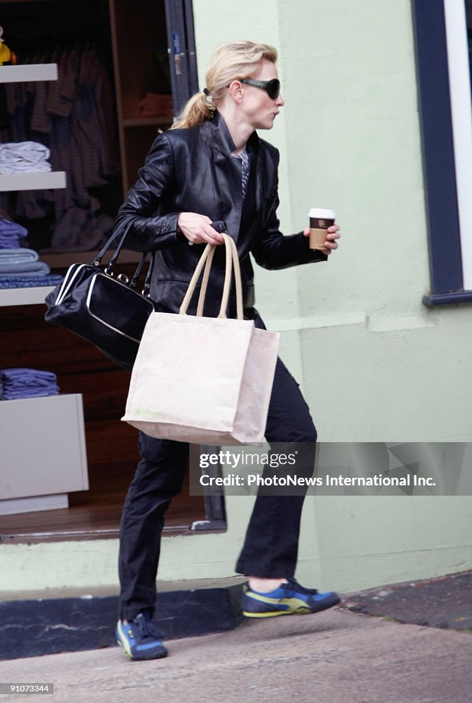 Actor Cate Blanchett shopping in Double Bay on September 21, 2009