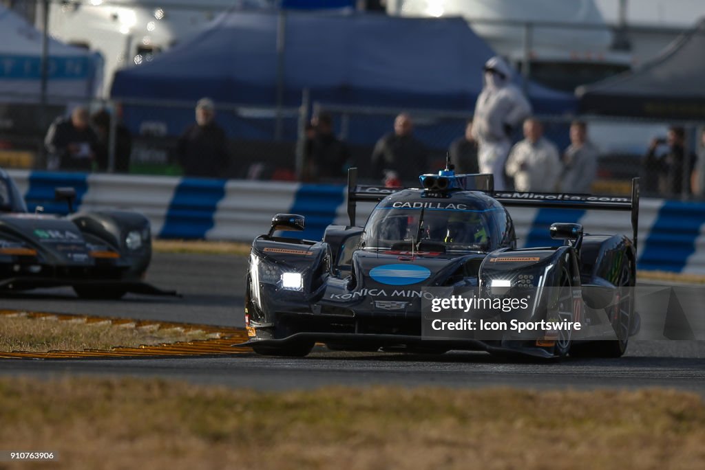 AUTO: JAN 26 Rolex 24 at Daytona