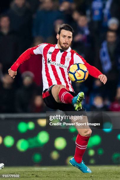 Aritz Aduriz Zubeldia of Athletic Club de Bilbao in action during the La Liga 2017-18 match between Getafe CF and Athletic Club de Bilbao at Coliseum...