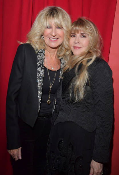 NY: 60th Annual GRAMMY Awards - MusiCares Person Of The Year Honoring Fleetwood Mac - Red Carpet