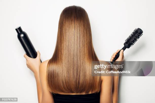 zeit, frisuren-konzept mit haare schneiden zu ändern - hairspray stock-fotos und bilder