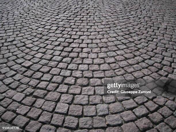 roman pavement - kassei stockfoto's en -beelden