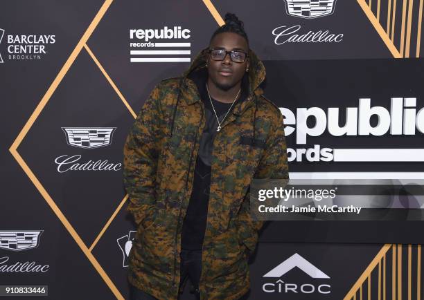 Black Way Rapper Father 95 Blackway Stock Photos, High-Res Pictures, and Images - Getty Images