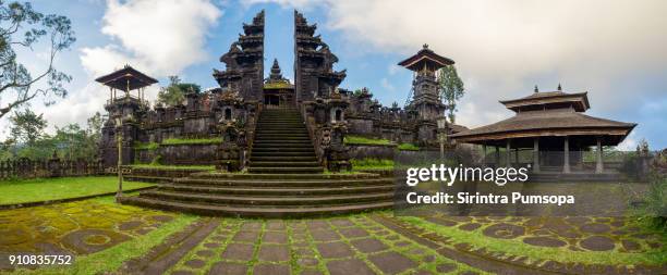 besakih temple (pura besakih), bali, indonesia - temple of praise stock pictures, royalty-free photos & images