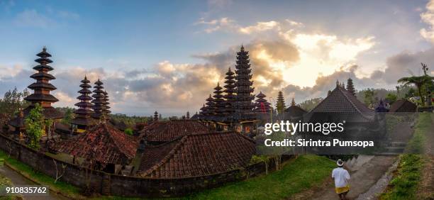 besakih temple (pura besakih), bali, indonesia - temple of praise stock pictures, royalty-free photos & images