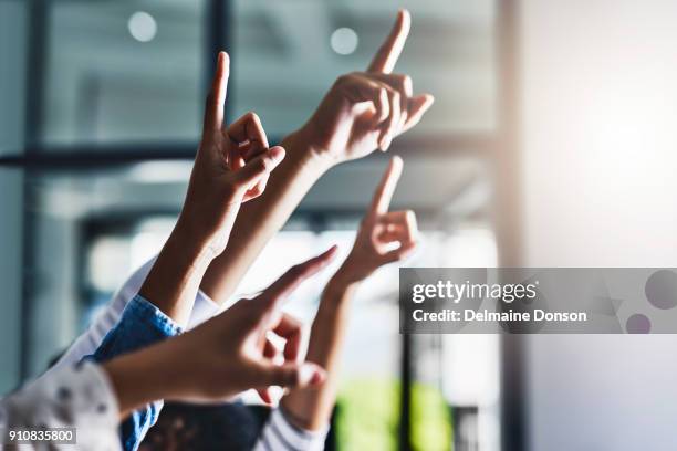 we hebben een paar vragen - questions and answers stockfoto's en -beelden