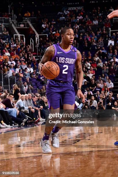 Isaiah Canaan of the Phoenix Suns handles the ball against the New York Knicks on January 26, 2018 at Talking Stick Resort Arena in Phoenix, Arizona....