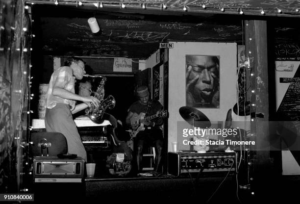 American jazz saxophonist Lin Halliday performing onstage at the Get Me High Lounge in Chicago, Illinois, 20th July 1990.
