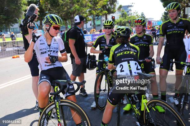 4th Cadel Evans Great Ocean Road Race 2018 / Women Arrival / Jenelle CROOKS / Annemiek VAN VLEUTEN / Amanda SPRATT / Georgia WILLIAMS / Sarah ROY /...