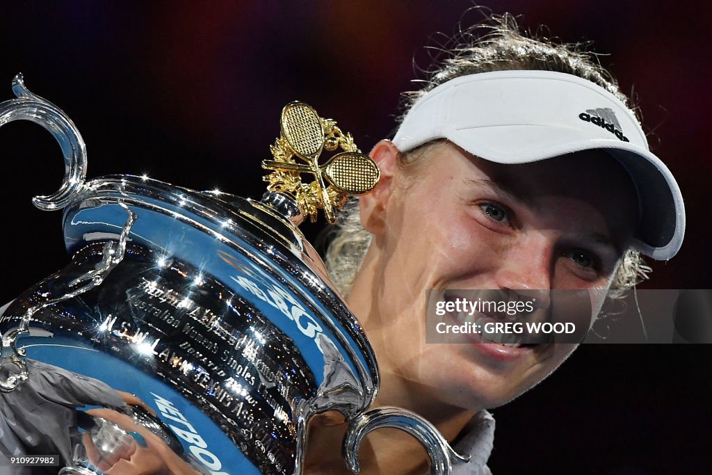 TOPSHOT-TENNIS-AUS-OPEN-PODIUM