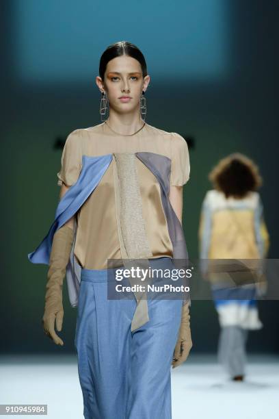 Model walks the runway at the Angel Schlesser show during the Mercedes-Benz Fashion Week Madrid Autumn/Winter 2018-19 at Ifema on January 27, 2018 in...