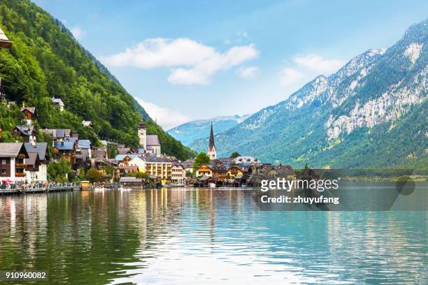 hallstatt village and hallstatter see lake in austria - austria stock pictures, royalty-free photos & images