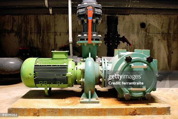 water pump - water pump stock pictures, royalty-free photos & images